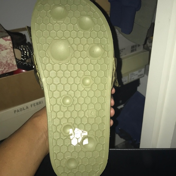 Rhianna Olive Green Puma Slides - Picture 3 of 4